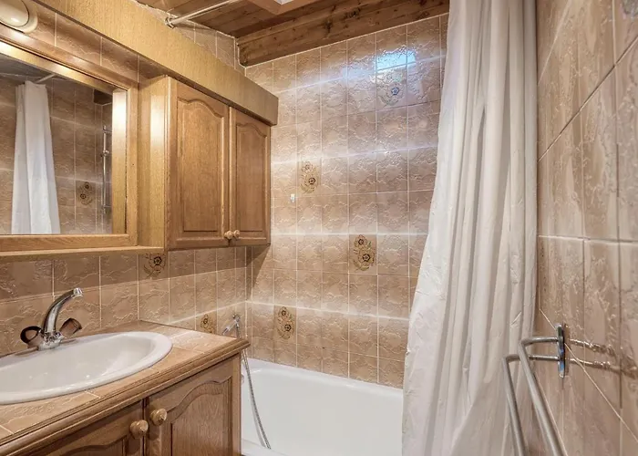 Appartement Cosy Avec Mezzanine, 4 Pers, Parking A - Fr-1-453-203